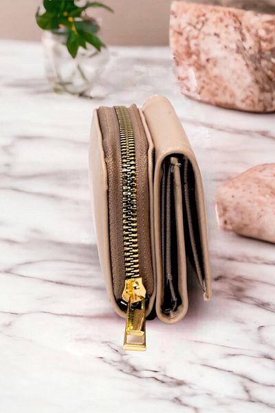 dericom Women's Stylish Mink Wallet with Zipper and Snap Coin Compartment, Card Holder Accessory