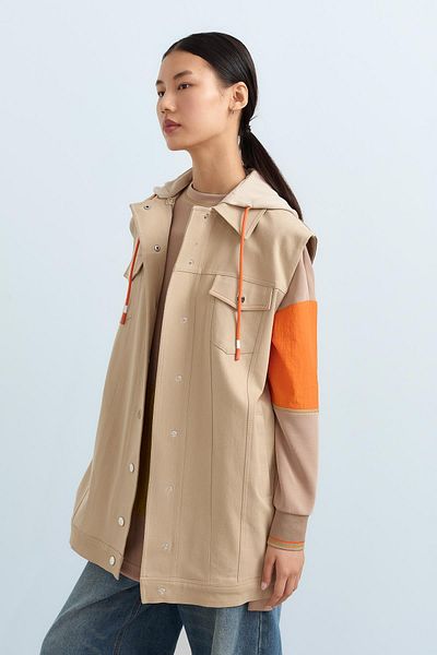 Nihan Beige Hooded Gabardine Sports Vest