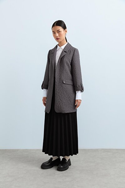 Nihan İnce Kapitone Kolu Katlanabilir Ceket Füme