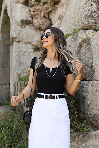 bytugcekaya Bluză neagră din bumbac cu nervuri cu detaliu în V