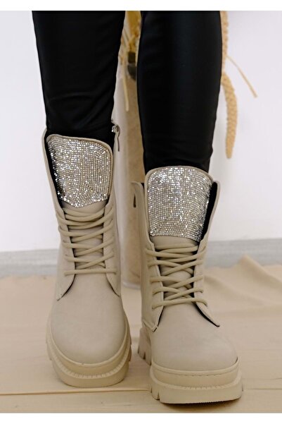 KOCAMANLAR Feles Taş Detaylı Kadın Postal Bot BEJ