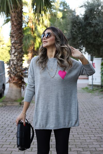 bytugcekaya Gray Crew Neck Heart Sweater
