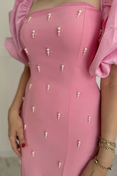 Genel Markalar Kare Yaka Maxi Boy Taş Detaylı PERA Pembe Elbise