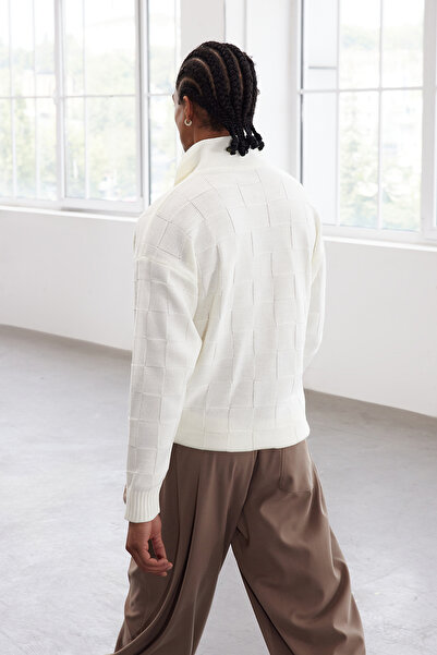 Trendyol Collection Екрю FL Лімітована серія чоловічого трикотажного кардигану Сорочка Collar Textured TMNAW25HI00002