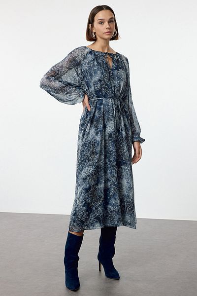 Trendyol Collection Сукня міді А-синя з квітковим візерунком TWOAW25EL00498