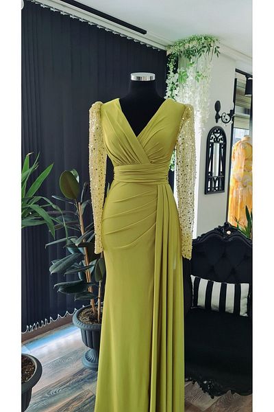 makbuleofficial Pistachio Green Fish Dress - Double Breasted Collar and Side Slit