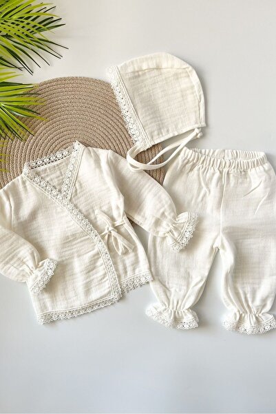 OBİMİNİ %100 Pamuk Müslin Dantelli 3 Parça Kız Bebek Hastane Çıkış Seti