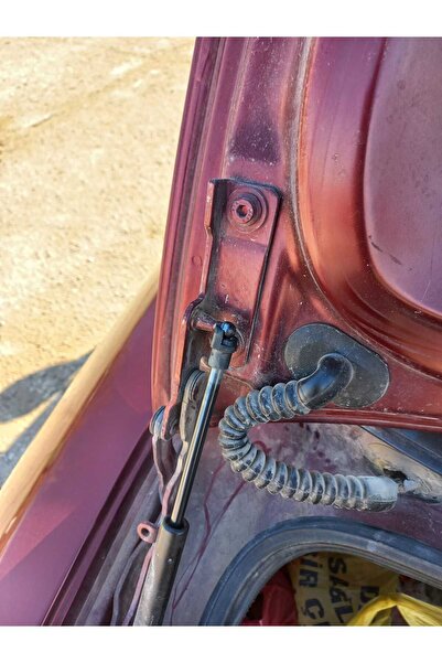 TAKA AMORTİSÖR FİAT LİNEA BAGAJ AMORTİSÖR DEMİR BAĞLANTISI (KIRILMAZ 4 ADET M6 )