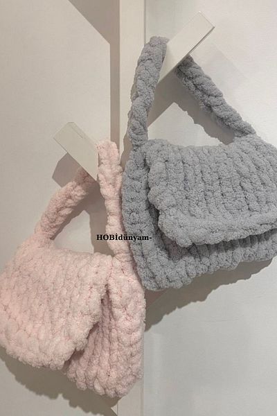 Alize Soft Light Pink Leggings and Short Sling Bag