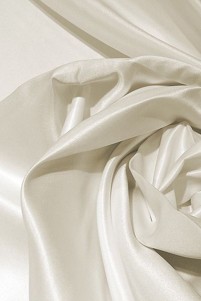 Pierre Cardin 1.Class Short Ecru Satin Sunshade
