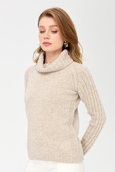 Desen Triko Pulover de lână tricotat de păr Degaje cu mâneci și guler pentru femei V.bej