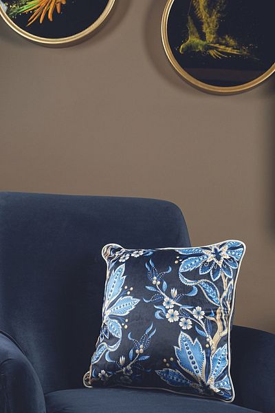 ÖZENEV Soft Lounge Armchair Avant-Garde Piping Navy Blue Luxury Velvet 43X43 cm Throw Pillow Cover