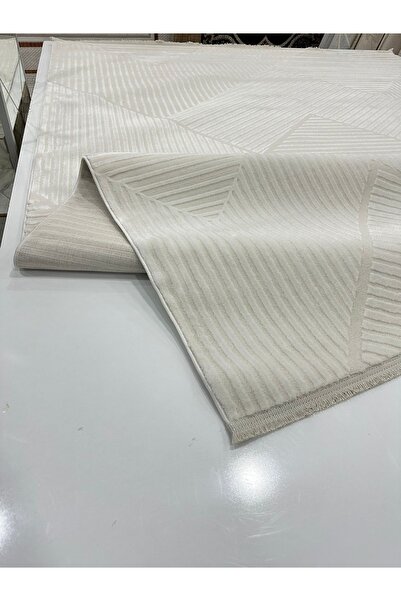 İnci Leke Tutmaz Açık Krem Halı Inci Argın Halı