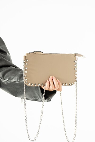 ESTUTE Kadın Zımbalı Omuz Çantası