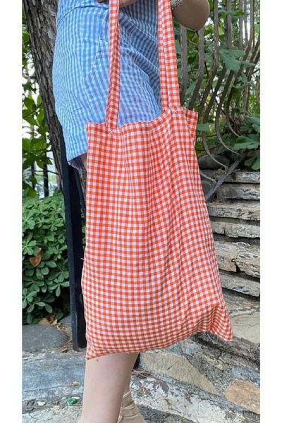 White Alamode Τσάντα ώμου με σχέδιο Gingham