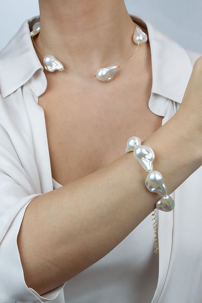 Liveyn Design Baroque Pearl Choker Necklace and Bracelet Set