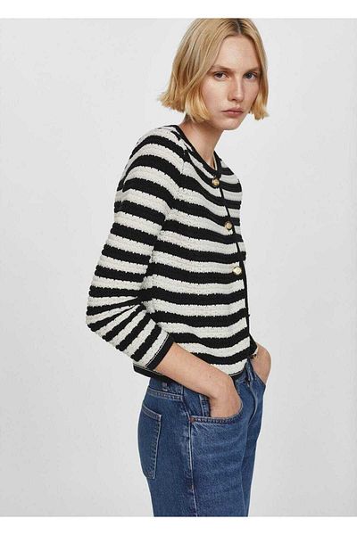 MANGO Woman Skrytý design s dlouhými rukávy a vnitřní kapsou