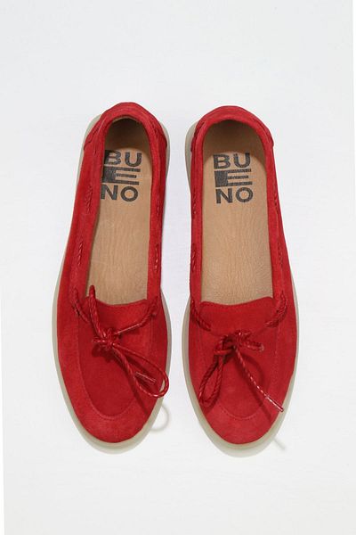 Bueno Shoes Red Suede Women's Flat Ballerinas 01Ws12600