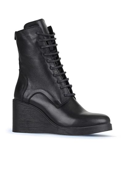 Bueno Shoes Cizme de damă din piele neagră cu toc pană - 01wz8303