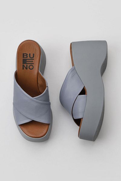 Bueno Shoes Γυναικείες παντόφλες μπλε δερμάτινες με σφήνα τακούνι - 01wy9005