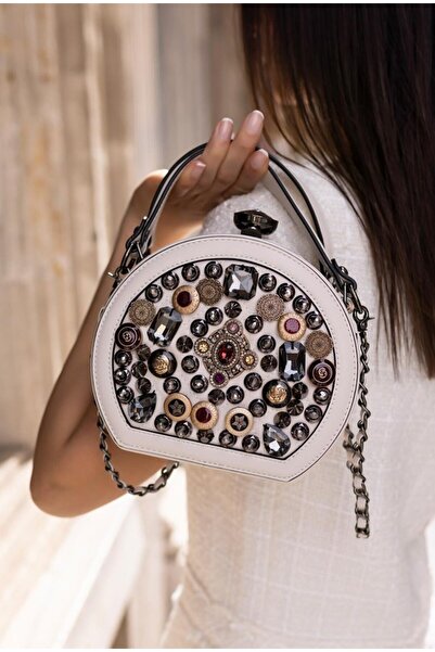 KRISTE BELL Kadin Beyaz Komple Taş Detayli Metal Kapakli Çanta