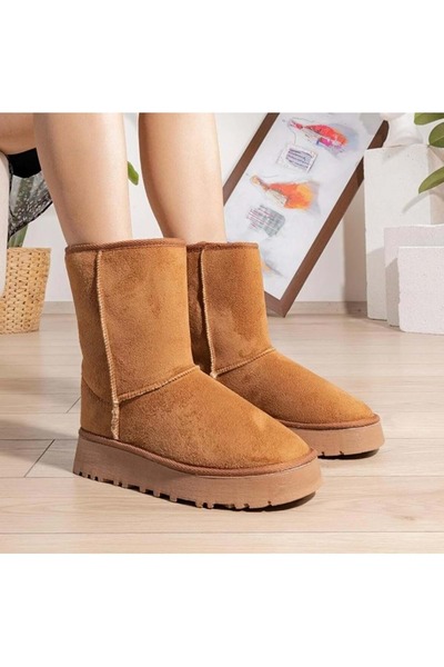 KOCAMANLAR Hugg Κοντές γυναικείες μπότες με χοντρή μάλλινη σόλα TABA