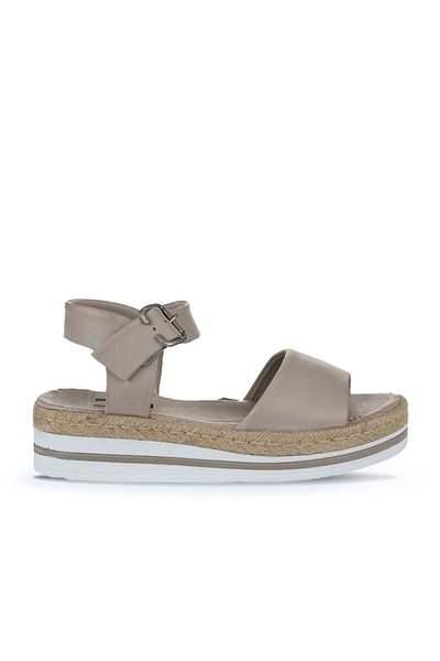 Bueno Shoes Gri Deri Kadın Dolgu Topuklu Sandalet 01ws4216