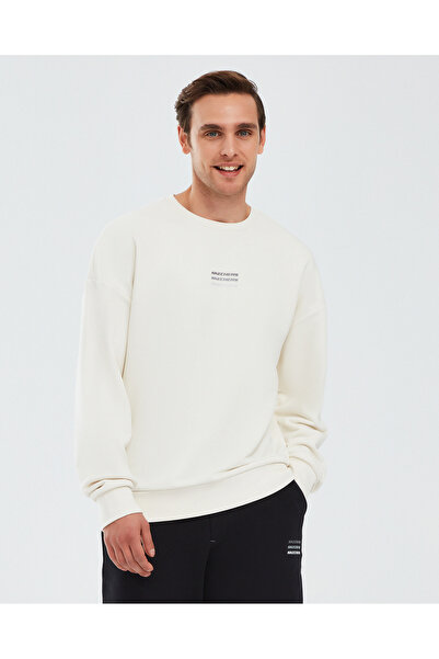 SKECHERS Men's White Essential m Crew Neck Sweatshirt - S 232234 -102