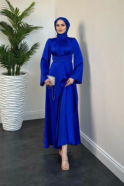 MERVEN AKYÜZ Βραδινό φόρεμα Silk Satin Diba - Σταυρός ζώνη, χρώμα Sax