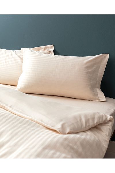 Madame Coco Elicia Family Size Striped Satin Duvet Cover Set