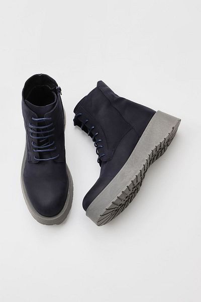 Bueno Shoes حذاء نسائي بكعب ويدج باللون الأزرق الداكن من جلد نوبوك - 01wv1305