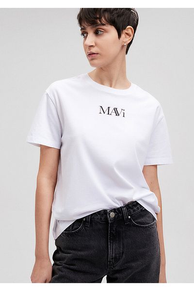 Mavi Weißes T-Shirt mit Logo-Print, reguläre Passform / normaler Schnitt 1611594-620