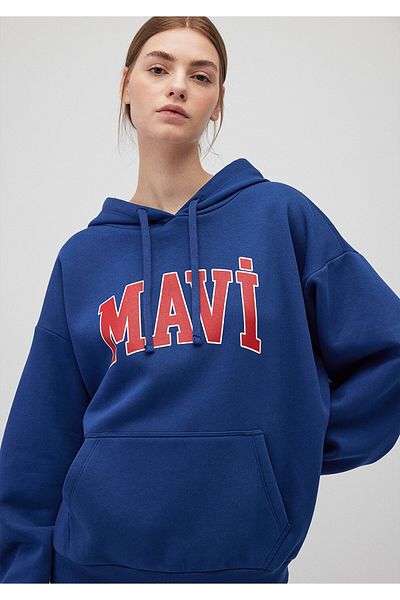 Mavi Marineblaues Sweatshirt mit Kapuze und Logoaufdruck 1600361-82625