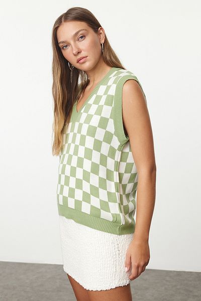 Trendyol Collection Mintfarbener Strickpullover mit V-Ausschnitt – TWOAW22BZ0045