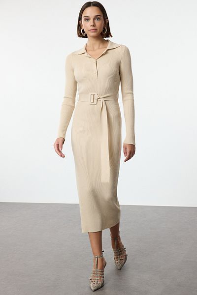 Trendyol Collection Μπεζ Maxi Πλεκτό Φόρεμα - Ζώνη, TWOAW25EL00442