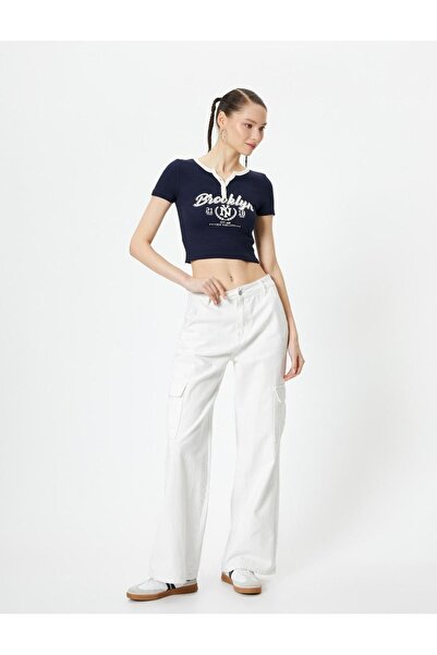 Koton Γυναικείο T-Shirt με λαιμόκοψη