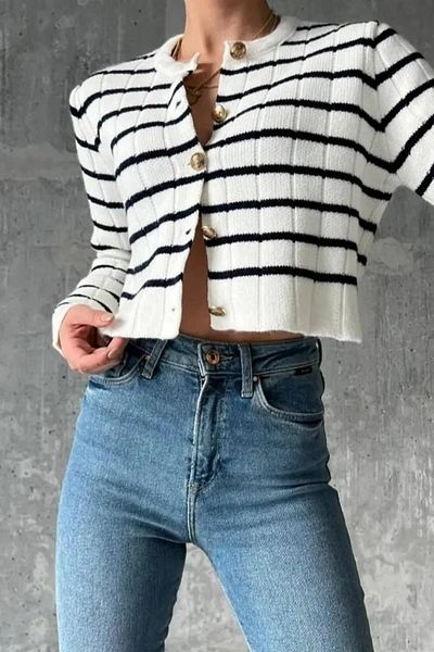 charm butik Soft Textured Women's Crop Cardigan - Crew Neck