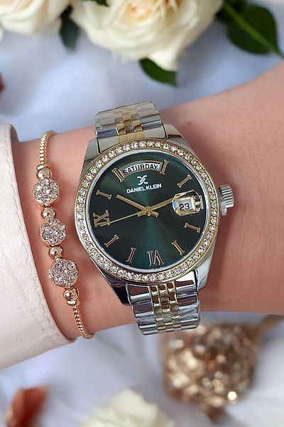 Daniel Klein 33mm Jubilee Bracelet Gold/Metallic Green Dial Calendar Women's Wrist Watch with Jewelled Bracelet Gift