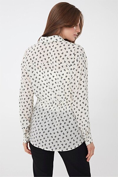 Desen Triko Women's Bow Patterned Pocket Shirt Ecru