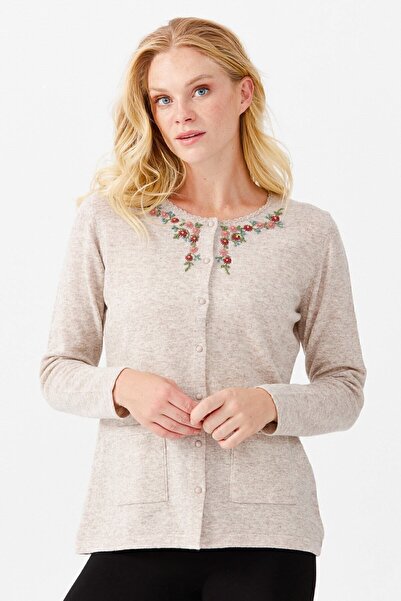 Desen Triko Women's Crew Neck Embroidered Buttoned Thin Cardigan V.beige