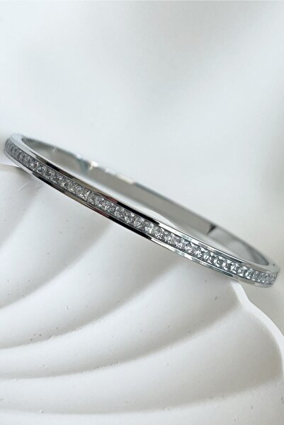 MODA Caprea Ince Taşlı Kadın Kelepçe Gümüş Renkli Kararmaz 17 Cm Çevresi Kadın Bileklik Zklp