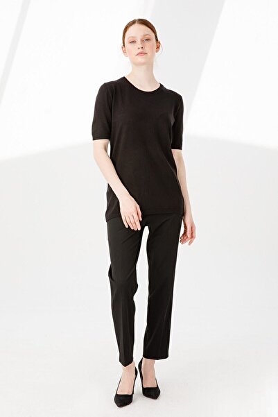 Desen Triko Women's Black Lycra Short Sleeve Crew Neck Plain Blouse