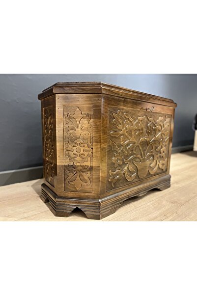 TREVO 8 Köşeli Maraş Çeyiz Sandığı