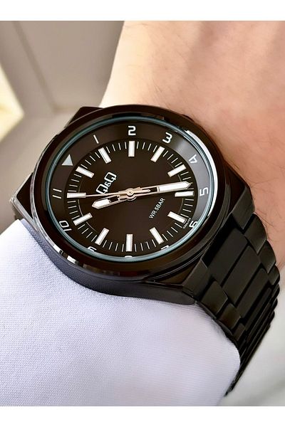 Q&Q 3g413 Men's Wristwatch