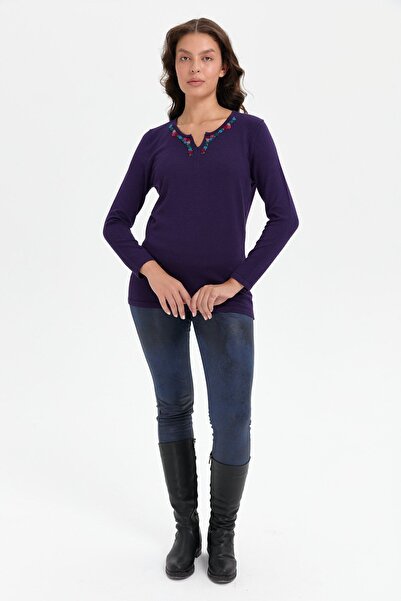 Desen Triko Жіноча блуза з кольоровим квітковим візерунком - темно-фіолетова