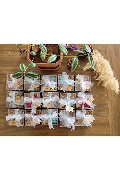 Larmina Decoration سلسلة مفاتيح مكرامية مكونة من 25 قطعة في علبة هدية تذكارية لخطوبة الزفاف