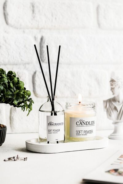 LALEZEN HOME Pudra Kokusu Ve Kokulu Mum Şeffaf ( Beyaz Stantli)