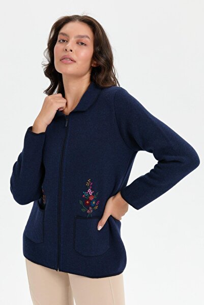 Desen Triko Жіночий поло з коротким вовняним коміром - з вишивкою, темно-синій
