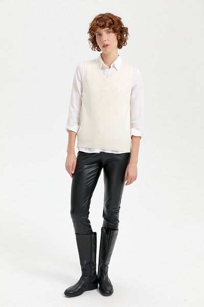 Desen Triko V-neck Women's Sweater - Seamless and Bone Color