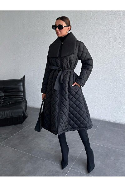 SERBA Kabát s kapucí s velkým límcem a pasem se zavazováním a diamantovým vzorem